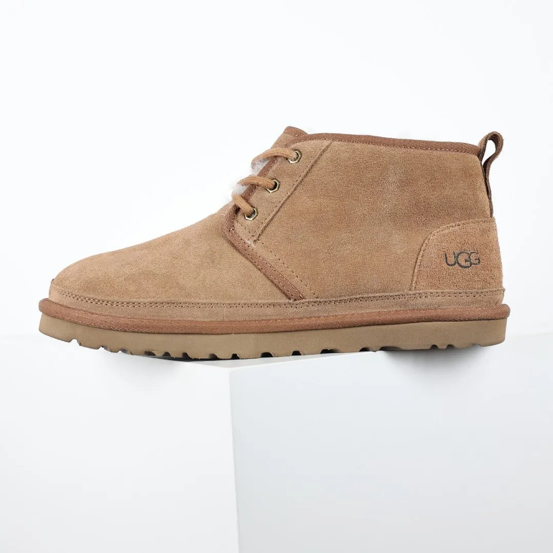 Pick up locally 💰640 Core recommendation with good price It is a very suitable choice for home furnishings. In the new year, uug launched a series of styles, which are partial to the preferences of young consumers and have also moved to the forefront of fashion trends. Shoe body material: water-repellent coated suede upper, 17mm UGGPURE™ implantable wool insole, lightweight non-slip and comfortable rubber outsole, with brand LOGO and trademark. Comes with a full set of packaging. Size: 35 36 37 38 39 40 41 42 43 44 45